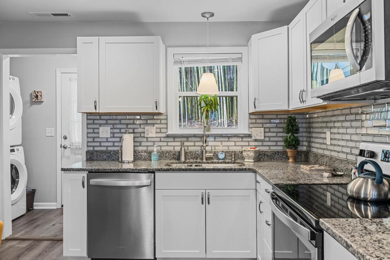 The Bamboo Bungalow Hendersonville Extérieur photo