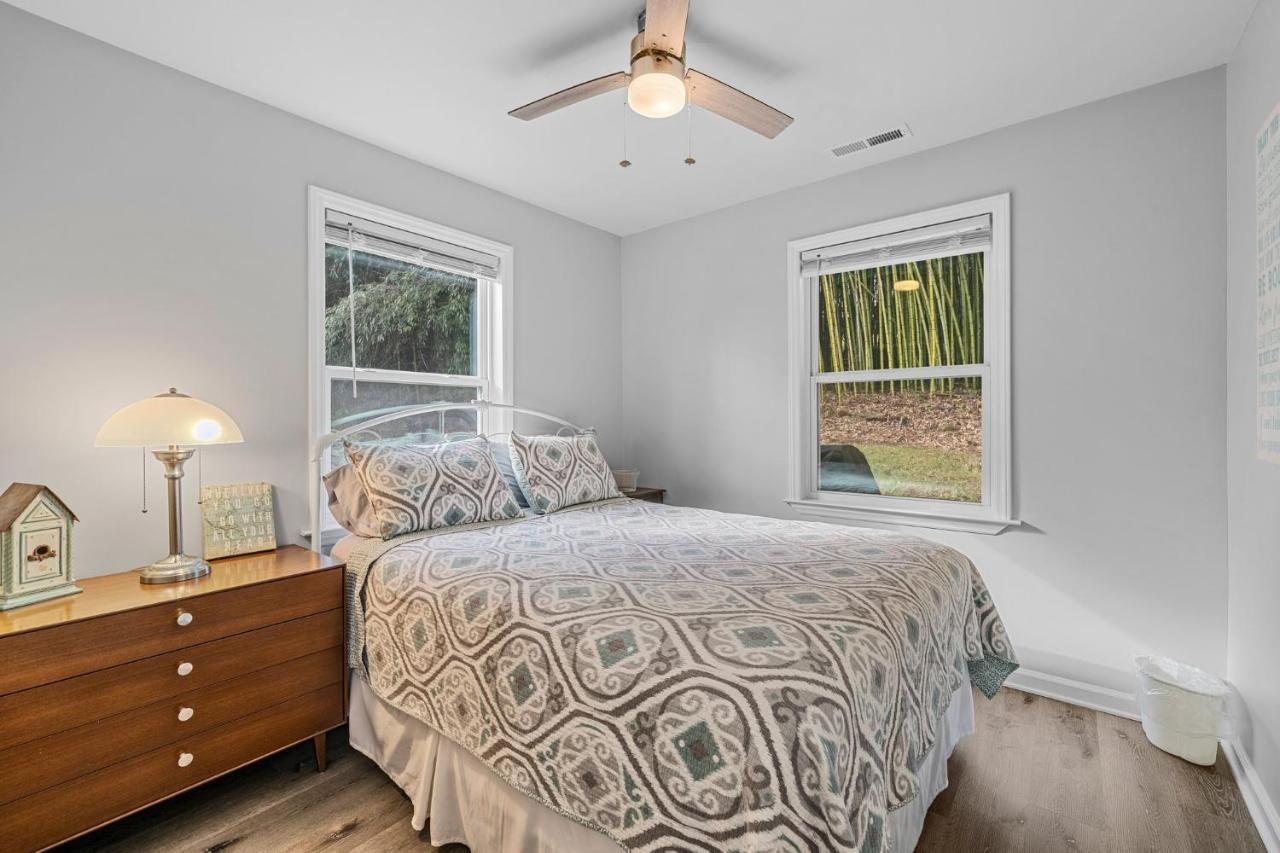 The Bamboo Bungalow Hendersonville Extérieur photo